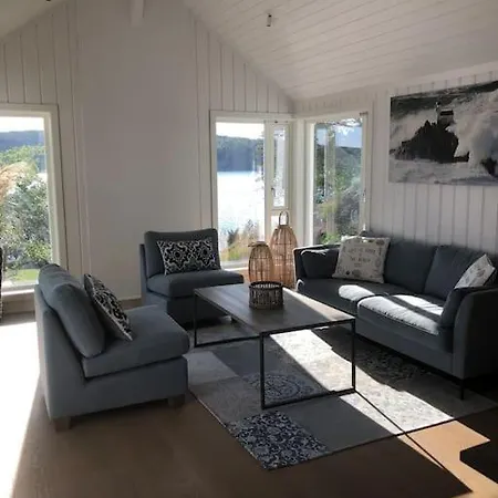 Sommerhus Ved * Halden